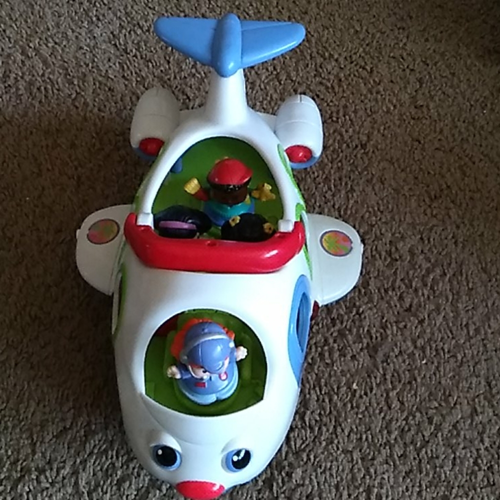 Fisher price little people musical aiplane